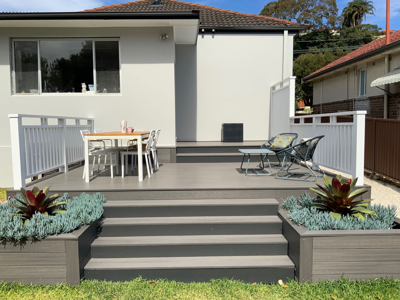 Earlwood Outdoor Area