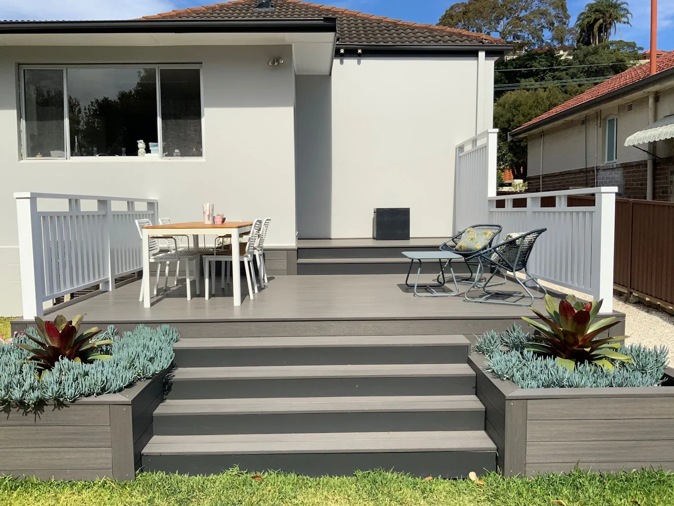 Earlwood Outdoor Area