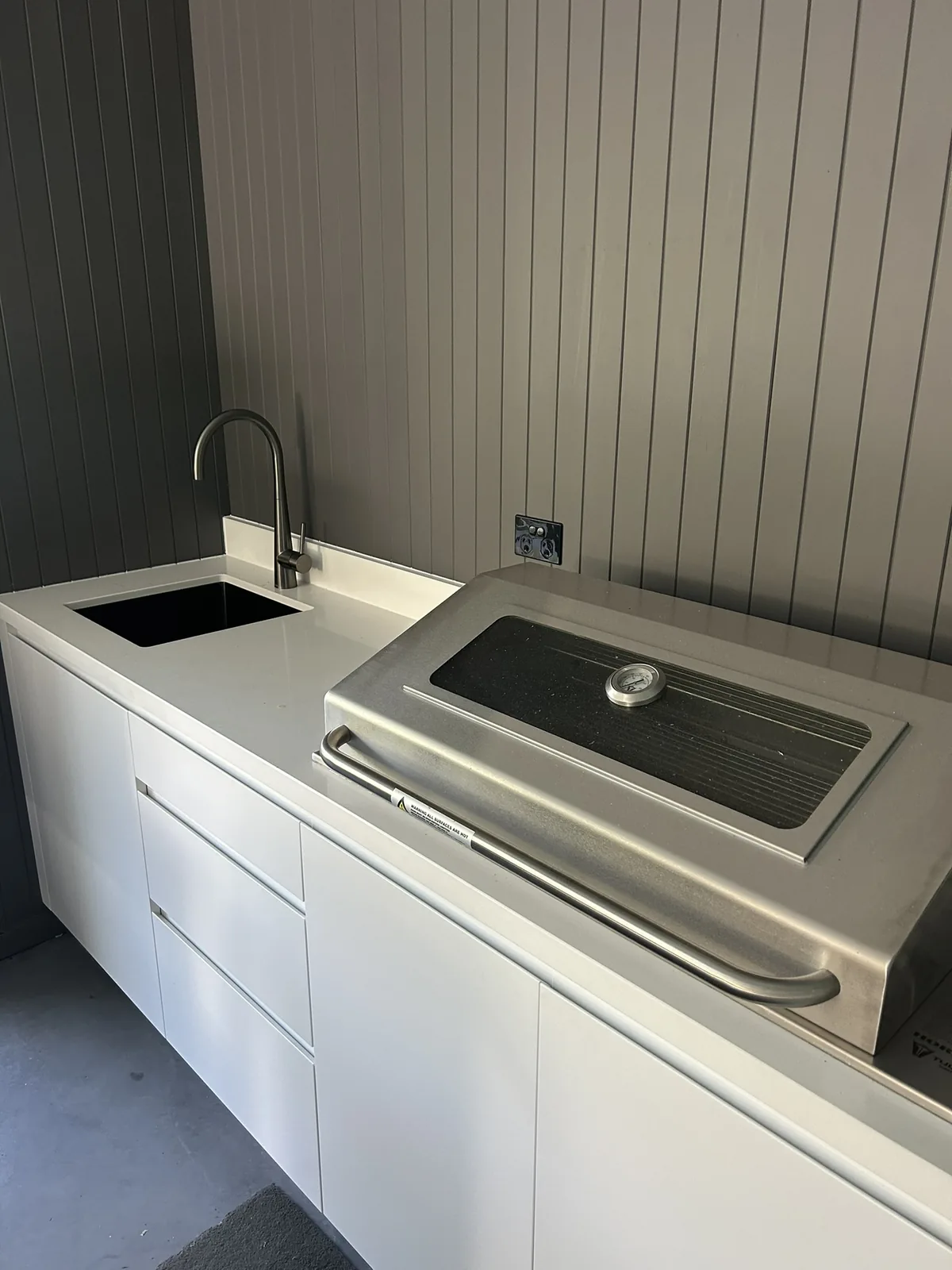 Sylvania Outdoor Kitchen & BBQ